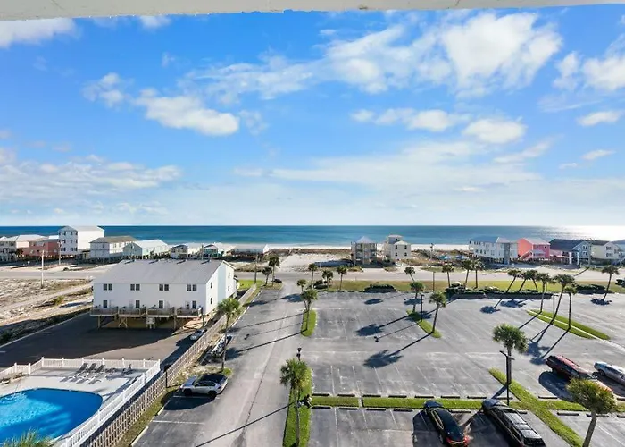 Surf & Racquet 716a Apartment *